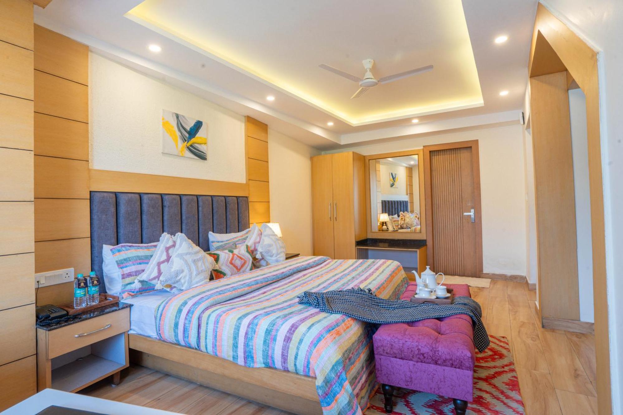 Super Hotel By Perfectstayz Mall Road Mussoorie Room photo