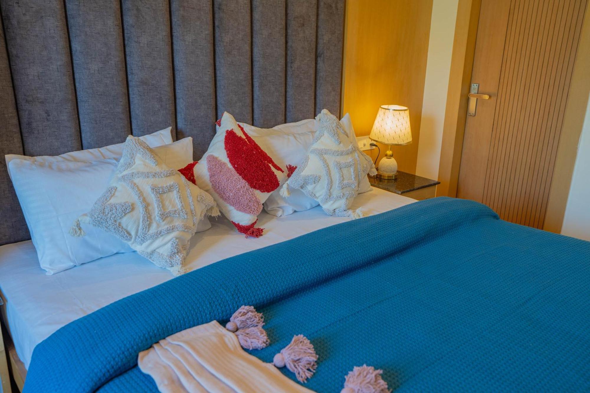 Super Hotel By Perfectstayz Mall Road Mussoorie Room photo