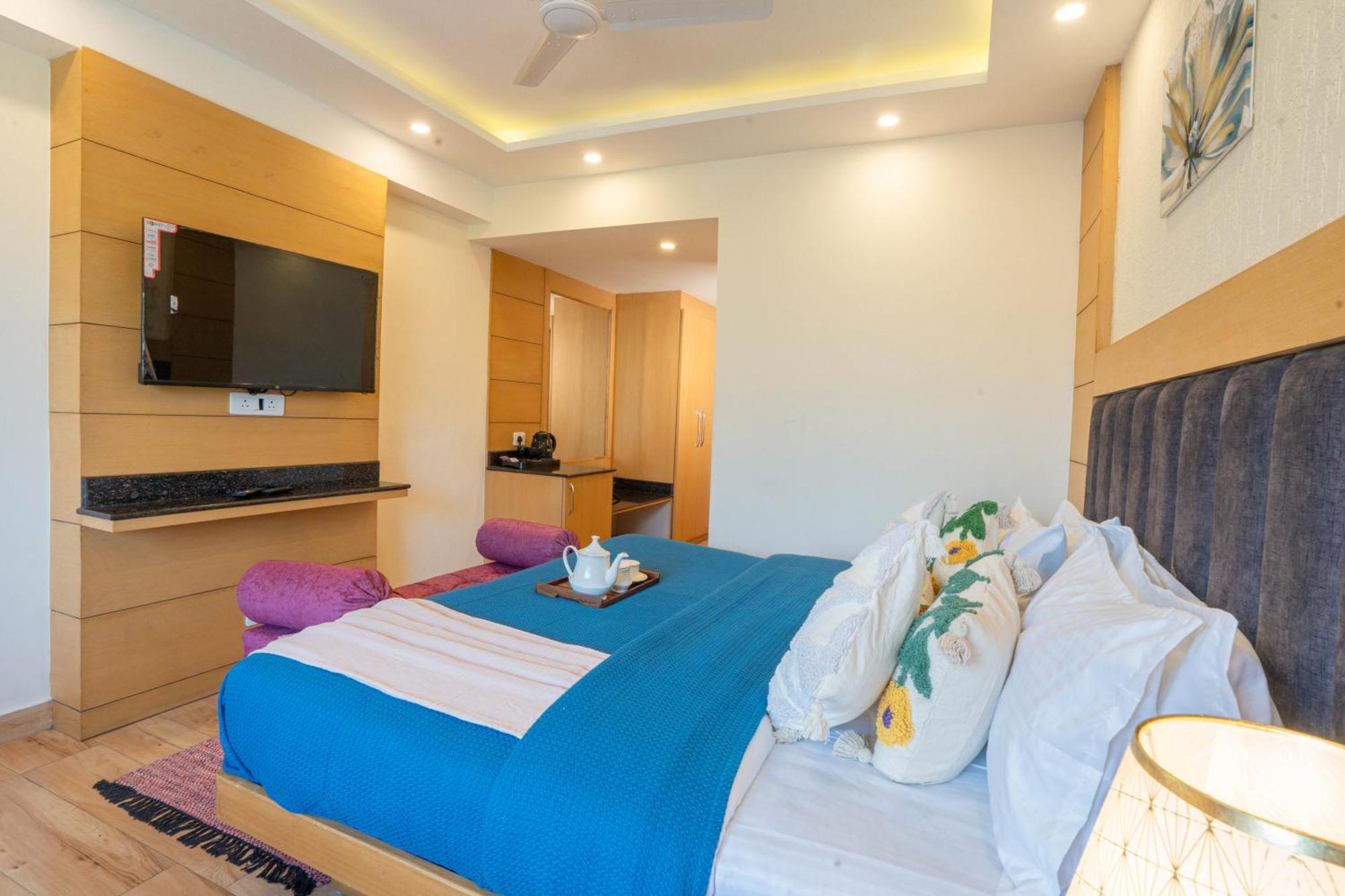 Super Hotel By Perfectstayz Mall Road Mussoorie Room photo