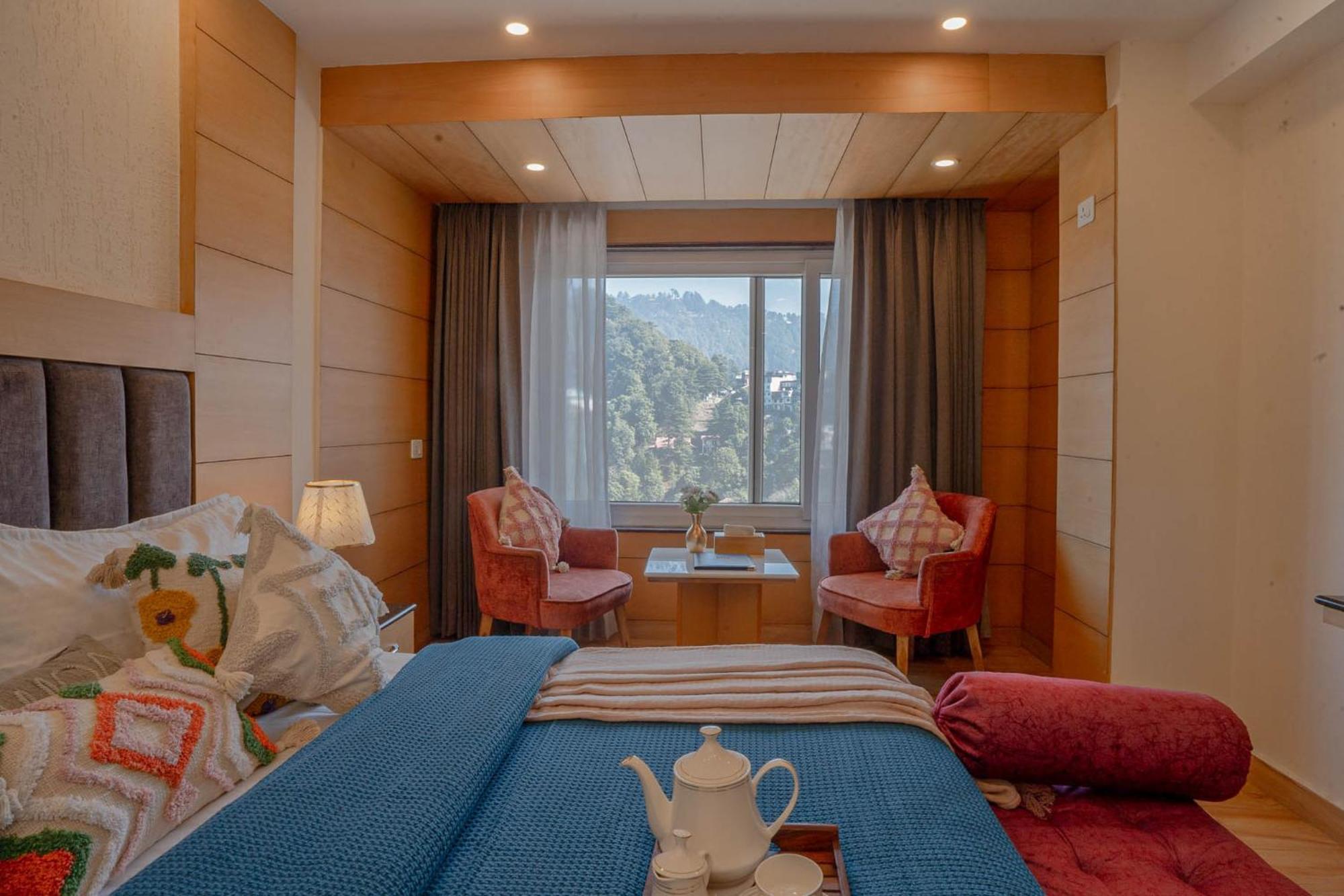 Super Hotel By Perfectstayz Mall Road Mussoorie Exterior photo